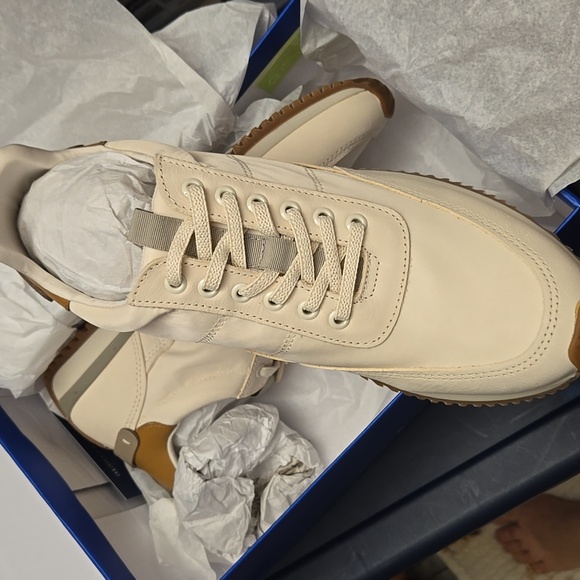 Vince Camuto Cream and Brown Men's Sneakers - Picture 13 of 15